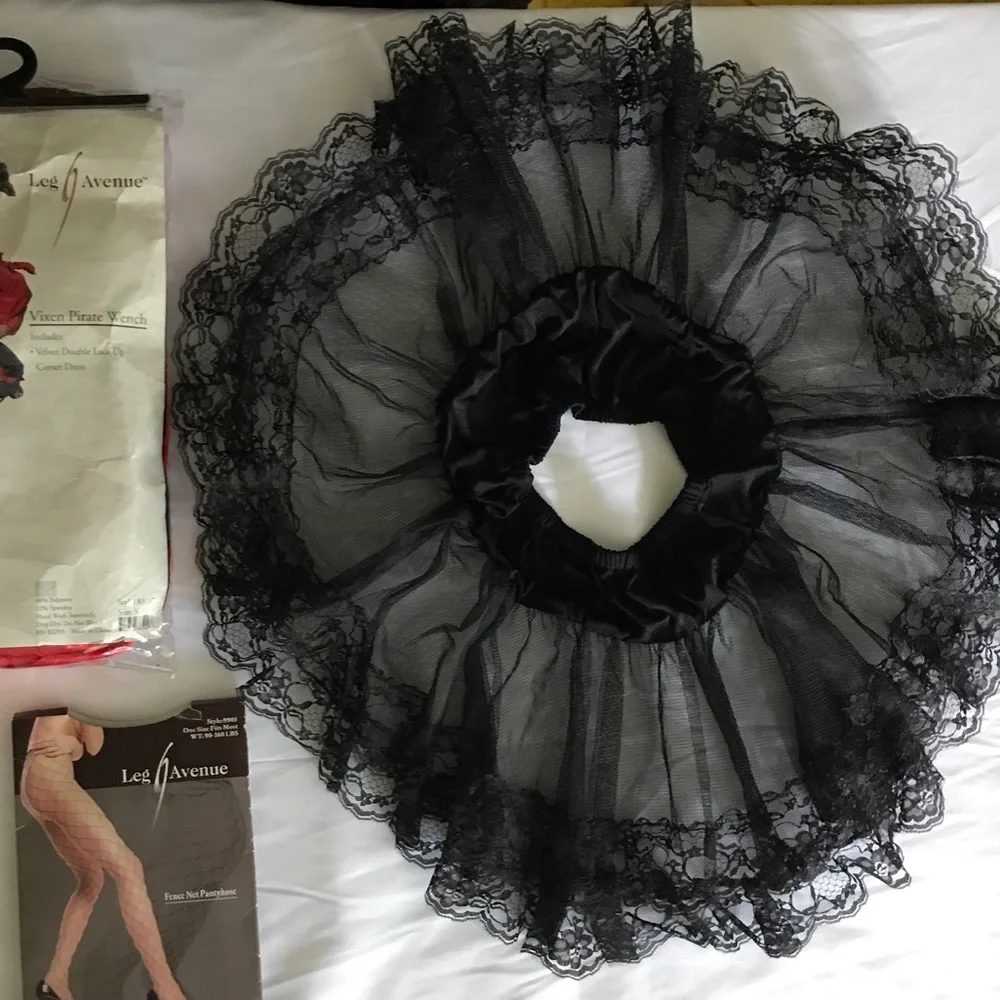 Leg Avenue Black Lace‎ edge Petticoat VGUC bin CTRR - Picture 5 of 5